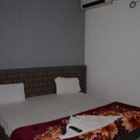 Hotel Rajawat , Madhya Pradesh Vidisha Eksteriør bilde