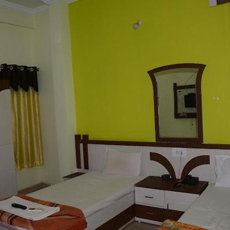 Hotel Rajawat , Madhya Pradesh Vidisha Eksteriør bilde